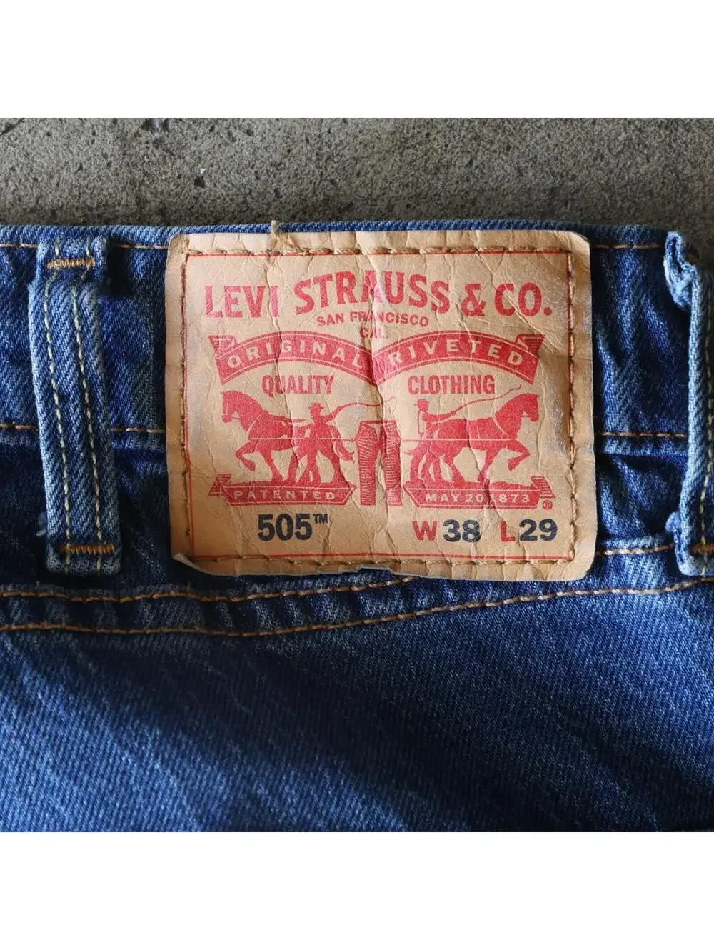 Levi’s 505 Men’s Jeans 38x29 Blue Denim Regular Fit Cropped Hem Red Tab